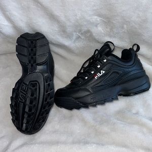 Women’s Fila Disruptor II - size 6